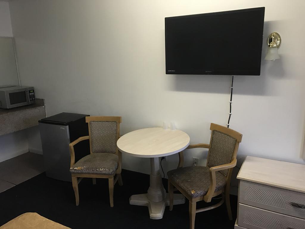 Cross Keys Mayfair Motel מראה חיצוני תמונה