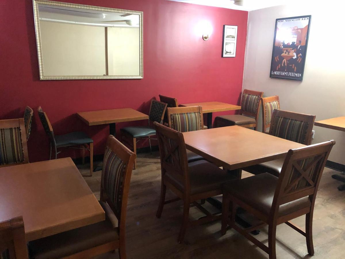 Cross Keys Mayfair Motel מראה חיצוני תמונה